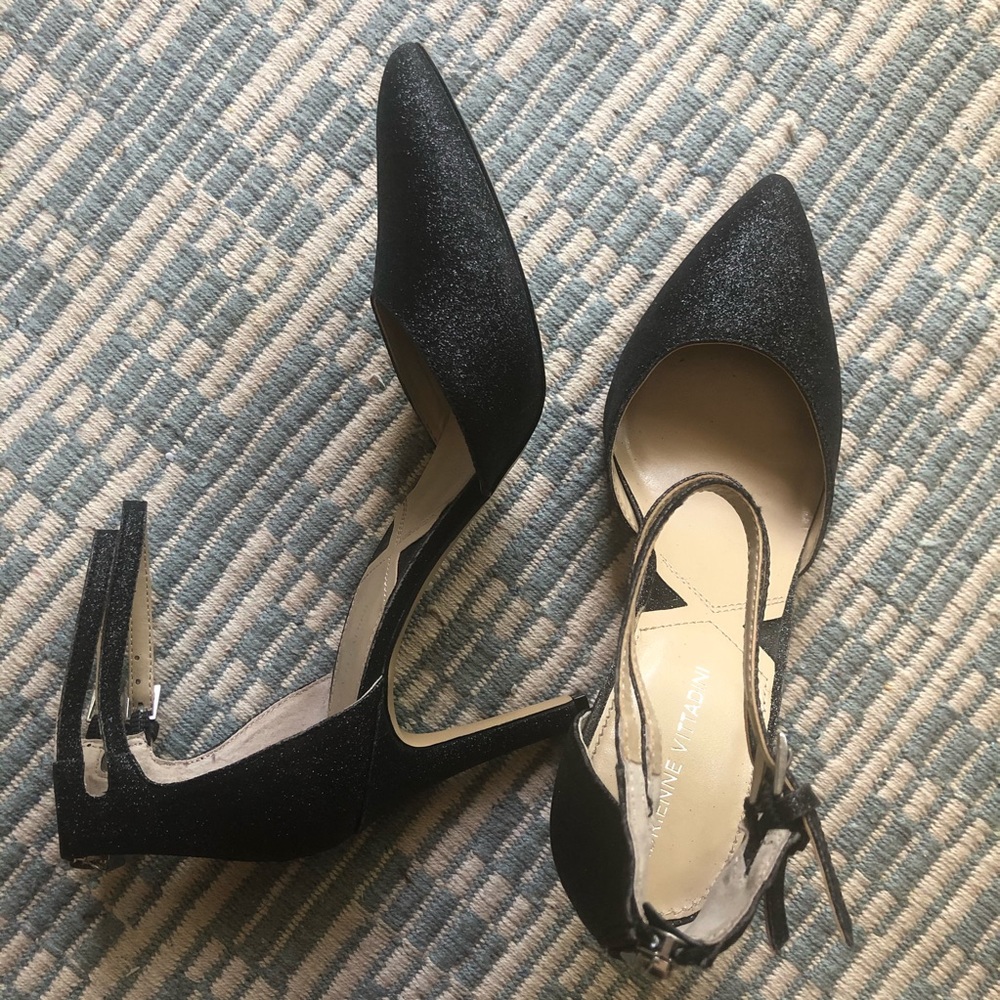 Adrienne Vittadini Heels - Picture 2 of 6